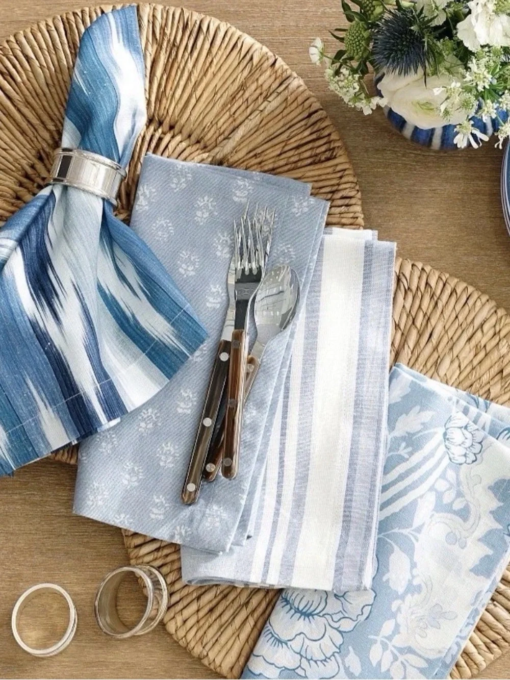 Pottery Barn Blue and White Brushstroke Cotton Napkins - Set of 4